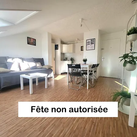 St-Quentin-En-Yvelines Plusieurs Appartements Avec Parking Trappes Zimmer foto