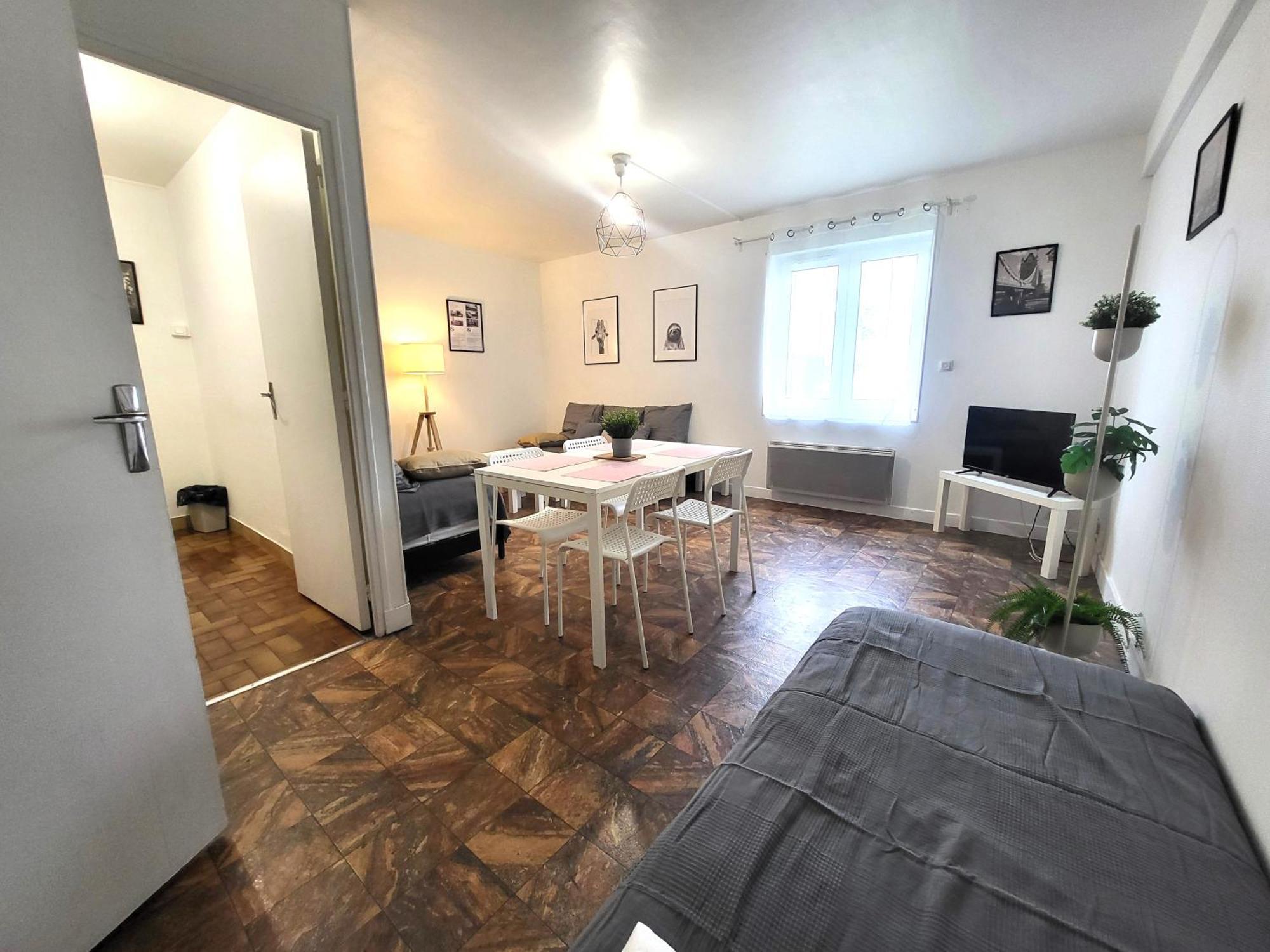 Apartment St-quentin-en-yvelines Plusieurs Avec Parking