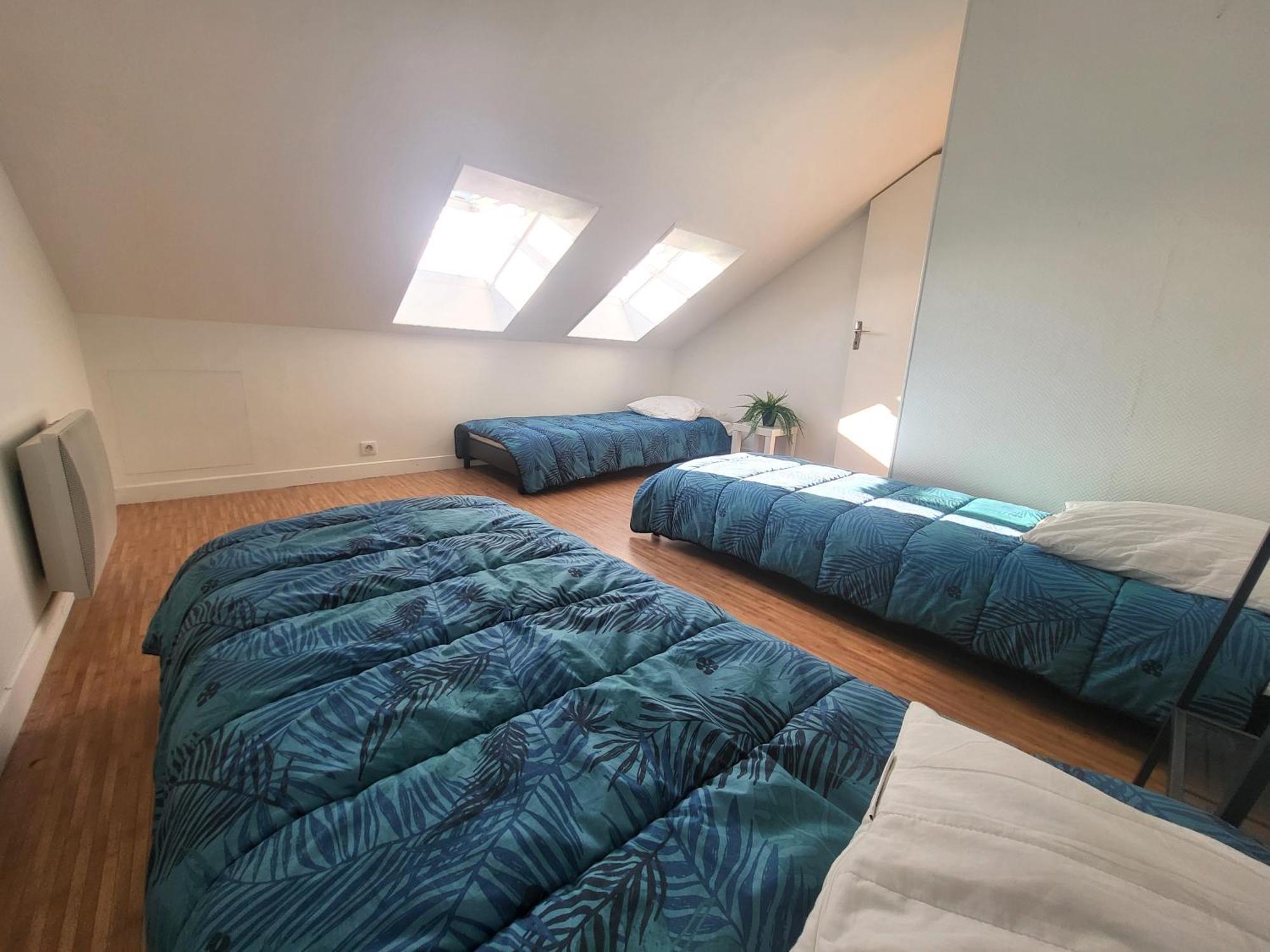 Apartment St-quentin-en-yvelines Plusieurs Avec Parking *