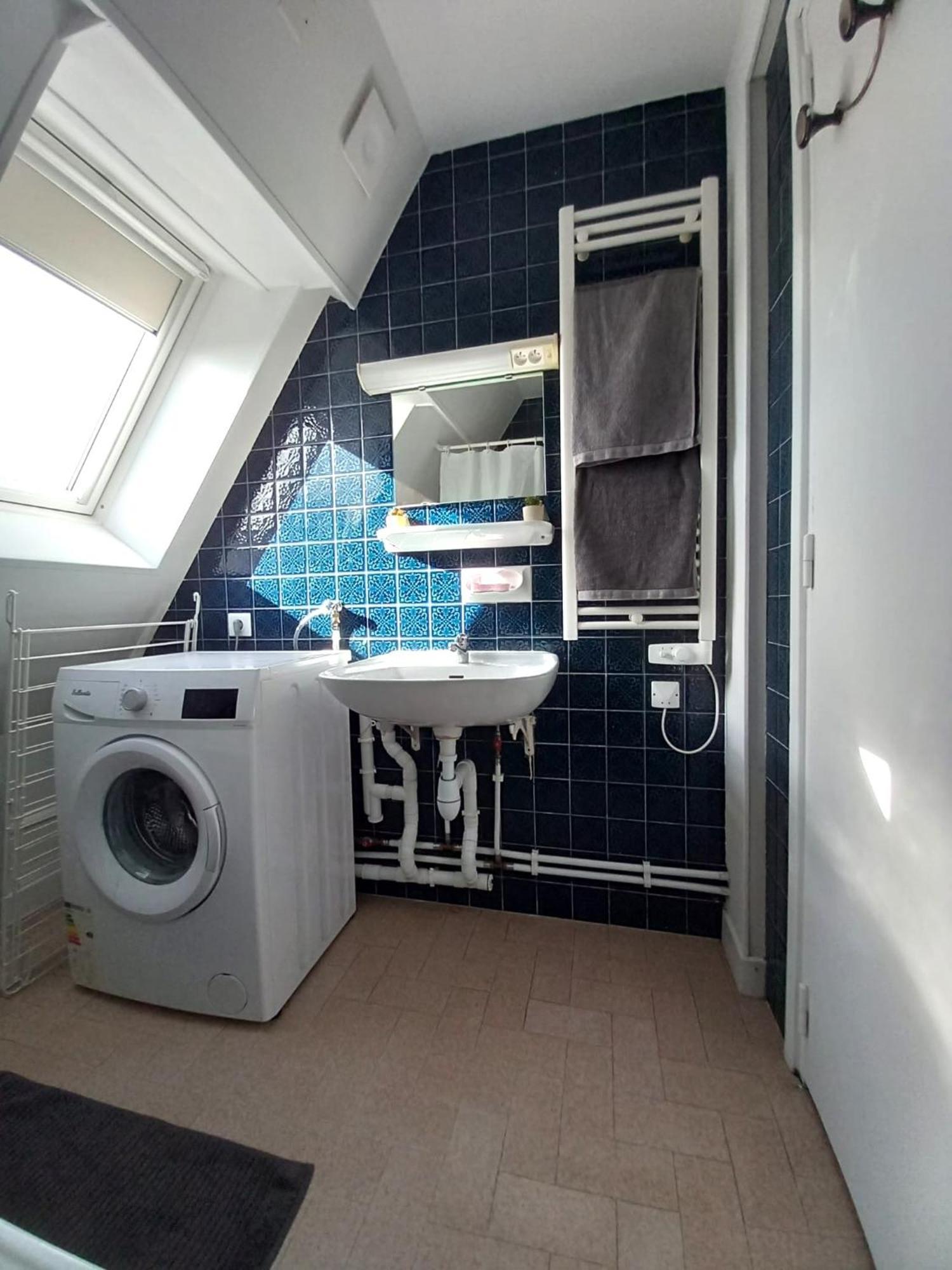 Apartment St-quentin-en-yvelines Plusieurs Avec Parking *